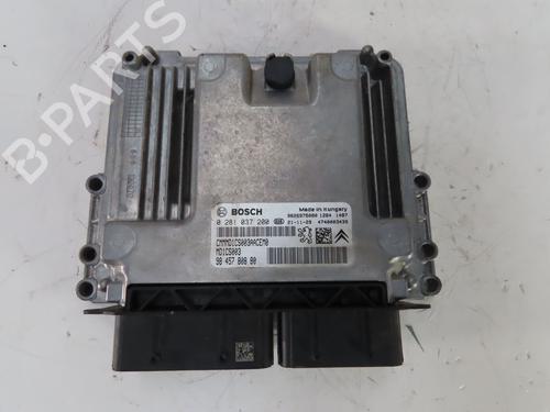 Used Engine control unit (ECU) PEUGEOT 308 III (FB_, FH_, FP_, F3_, FM_) BlueHDi 130 (FBYHZL, FBYHZT) (131 hp) 29469179