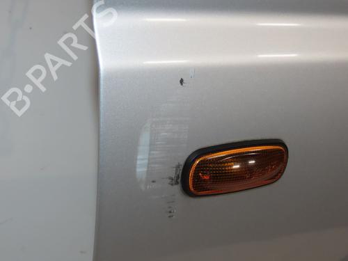 Aile avant droite LAND ROVER DISCOVERY II (L318) 2.5 Td5 4x4 (139 hp) 32873414