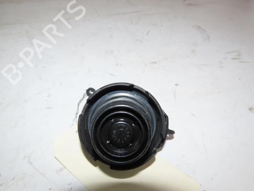 Tapón combustible Tapón combustible AUDI A1 Sportback (8XA, 8XF) 1.4 TFSI (122 hp) 19701902 19701902