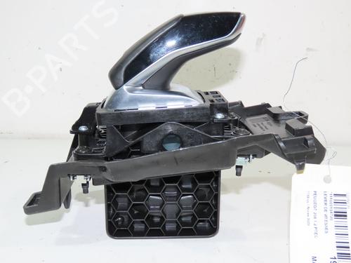 Gear lever PEUGEOT 208 II (UB_, UP_, UW_, UJ_) 1.2 PureTech 100 | BP16893421M90 