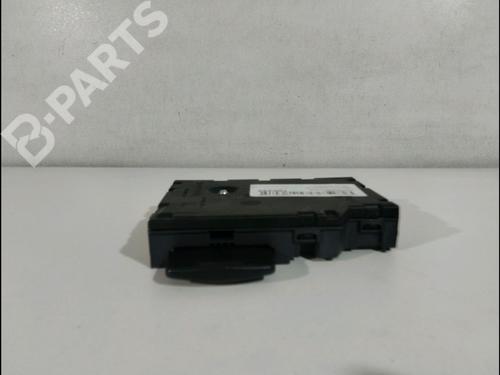 card-reader-renault-clio-iv-bh_-15-dci-90-285902598r-2012-2013-2014-2015-2016-2017-2018-2019-2020-2021-11194128 main image