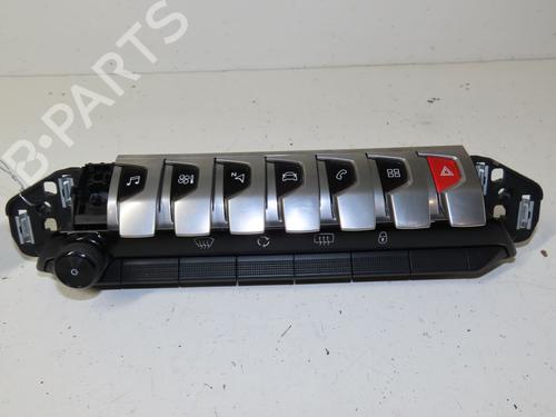 Used Climate control PEUGEOT 3008 II SUV (MC_, MR_, MJ_, M4_) 1.5 BlueHDi 130 (131 hp) 17086123