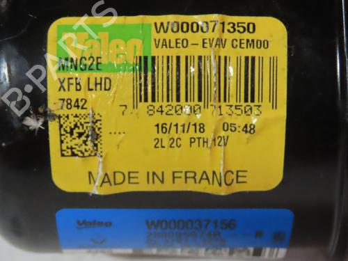 Front wiper motor RENAULT MEGANE IV Hatchback (B9A/M/N_) 1.3 TCe 160 (B9NC) | BP28051280M29