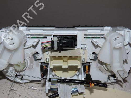 comando-chauffage-opel-corsa-e-x15-2014-24487672 main image