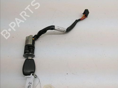 Used Ignition barrel DACIA SANDERO 1.2 16V (75 hp) 12066039