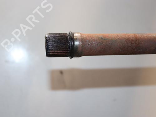 Used Right front driveshaft PEUGEOT 2008 II (UD_, US_, UY_, UJ_, UR_, UC_) 1.2 PureTech 130 (USHNS, URHNS) (130 hp) 29644068