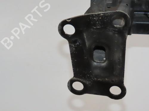 Used Front bumper reinforcement RENAULT MEGANE IV Hatchback (B9A/M/N_) 1.5 dCi 90 (B9A1) (90 hp) 31576274