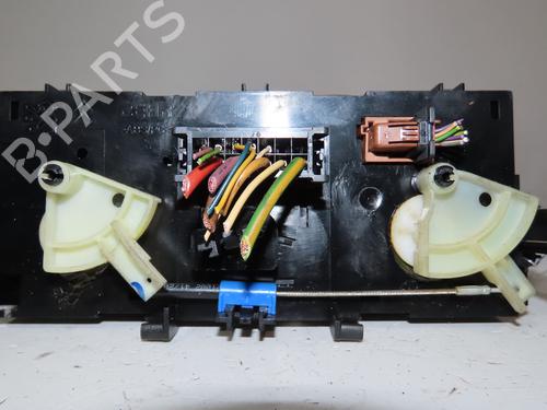 Used Climate control CITROËN C3 II (SC_) 1.4 HDi 70 (SC8HZC, SC8HR0, SC8HP4) (68 hp) 23161247