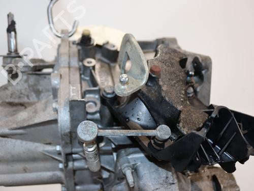 Used Gearbox Gearbox PEUGEOT PARTNER Box Body/MPV 1.6 HDi / BlueHDi 75 (75 hp) 33770010 33770010