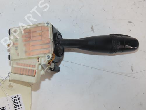 Used Headlight switch Headlight switch TOYOTA COROLLA Estate (_E12_) 1.4 D4-D (NDE120_, NDE120R) (90 hp) 33712404 33712404