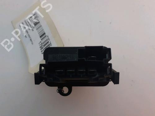 heater-resistor-vw-golf-iii-1h1-19-d-3131090055-1989-1990-1991-1992-1993-1994-1995-1996-1997-1998-11677944 main image