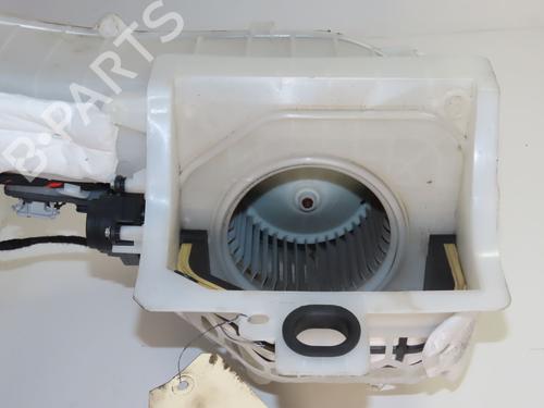 Used Heater matrix box PEUGEOT 5008 II (MC_, MJ_, MR_, M4_) 1.5 BlueHDi 130 (MCYHZJ, MCYHZR, MCYHZX) (131 hp) 31031002