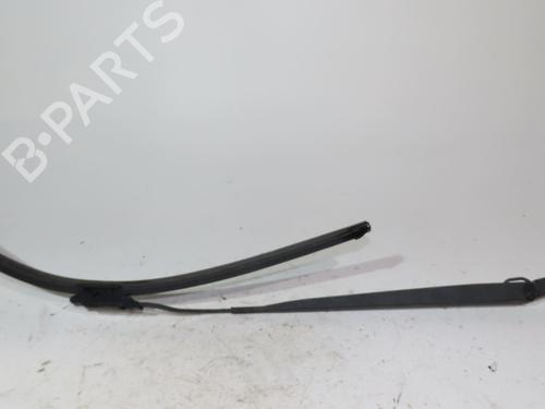 Used Front windshield wiper arm RENAULT GRAND SCÉNIC II (JM0/1_) 2.0 (135 hp) 23989927