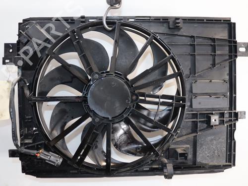 Used Radiator fan Radiator fan CITROËN C5 AIRCROSS (A_) 1.5 BlueHDi 130 (ACYHZJ, ACYHZR) (131 hp) 33808587 33808587