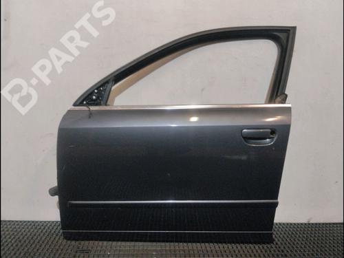 Porte avant gauche AUDI A4 B6 Avant (8E5) 1.9 TDI (130 hp) 8E0831051