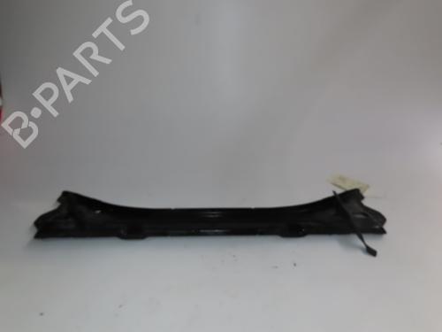 Frontplate/Frontkurv MERCEDES-BENZ E-CLASS (W211) E 270 CDI (211.016) (177 hp) 18205864