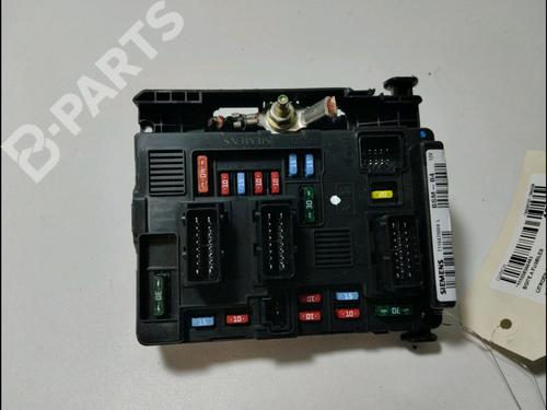 Used Fuse box CITROËN C2 (JM_) 1.4 HDi (68 hp) 10490112