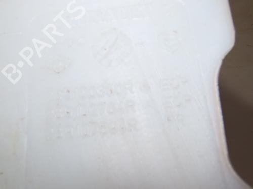 windscreen-washer-tank-renault-megane-iv-hatchback-b9amn_-12-tce-130-b9mr-289107594r-2015-20696290 main image