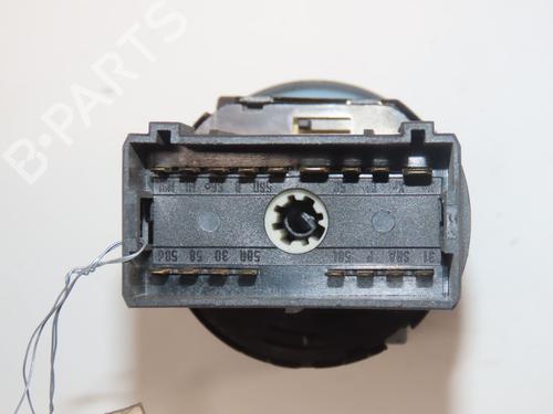 Forlygtekontakt Forlygtekontakt VW BORA I (1J2) 1.9 TDI (101 hp) 9013727 9013727