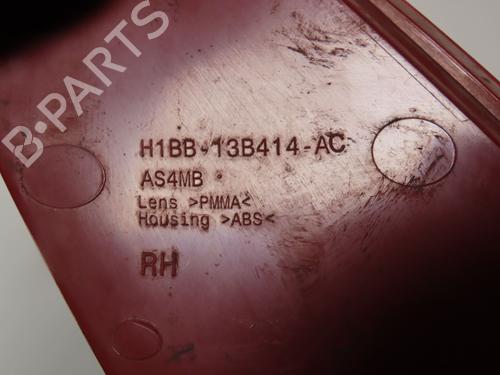 rear-bumper-right-light-ford-fiesta-vii-hj-hf-2017-30117814 main image