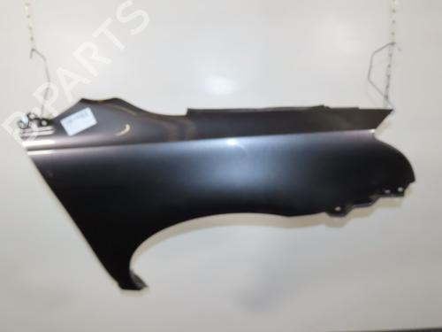 Used Right front fenders TOYOTA AVENSIS (_T25_) 2.2 D-4D (ADT251_, ADT251R) (150 hp) 16278211