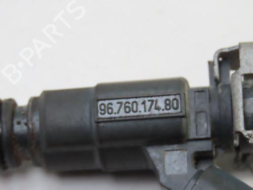 Used Injector Injector PEUGEOT 308 II (LB_, LP_, LW_, LH_, L3_) 1.2 VTi 72 (82 hp) 33835755 33835755