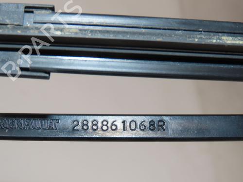 Used Front windshield wiper arm RENAULT MEGANE IV Hatchback (B9A/M/N_) 1.5 Blue dCi 115 (B9A6) (116 hp) 27975960