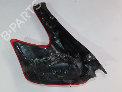 Used Right taillight NISSAN JUKE (F15) 1.5 dCi (110 hp) 27169452