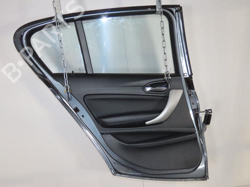 Used Left rear door Left rear door 37431565 37431565