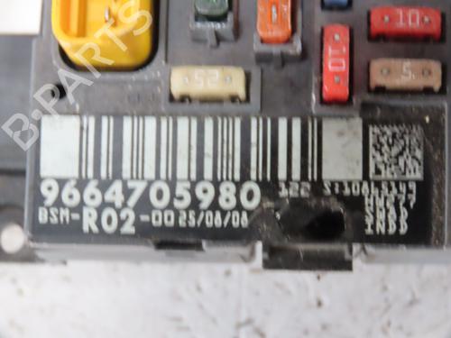 Fuse box CITROËN C5 III (RD_) 2.0 HDi (RDRHD8, RDRHDJ, RDRHR8, RDRHRJ) | BP39966921E1 - Image 2