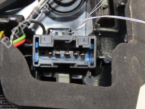 right-taillight-citroen-c4-picasso-ii-2013-36940890 main image
