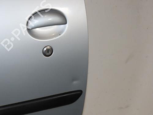 Used Left front door Left front door 37276892 37276892