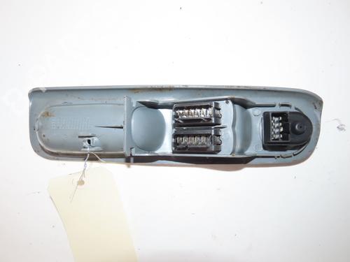 Used Left front window switch Left front window switch RENAULT TWINGO I (C06_) 1.2 (C066, C068) (58 hp) 36244728 36244728