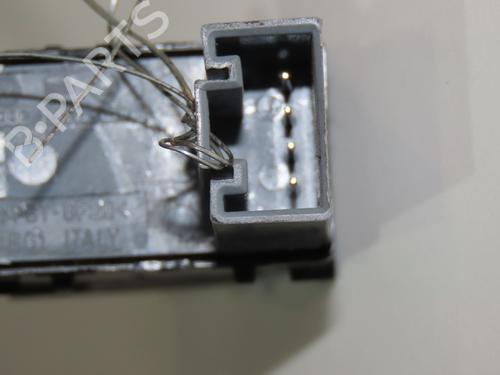 Used Left rear window switch Left rear window switch VW GOLF VI Variant (AJ5) 1.6 TDI (105 hp) 9024616 9024616