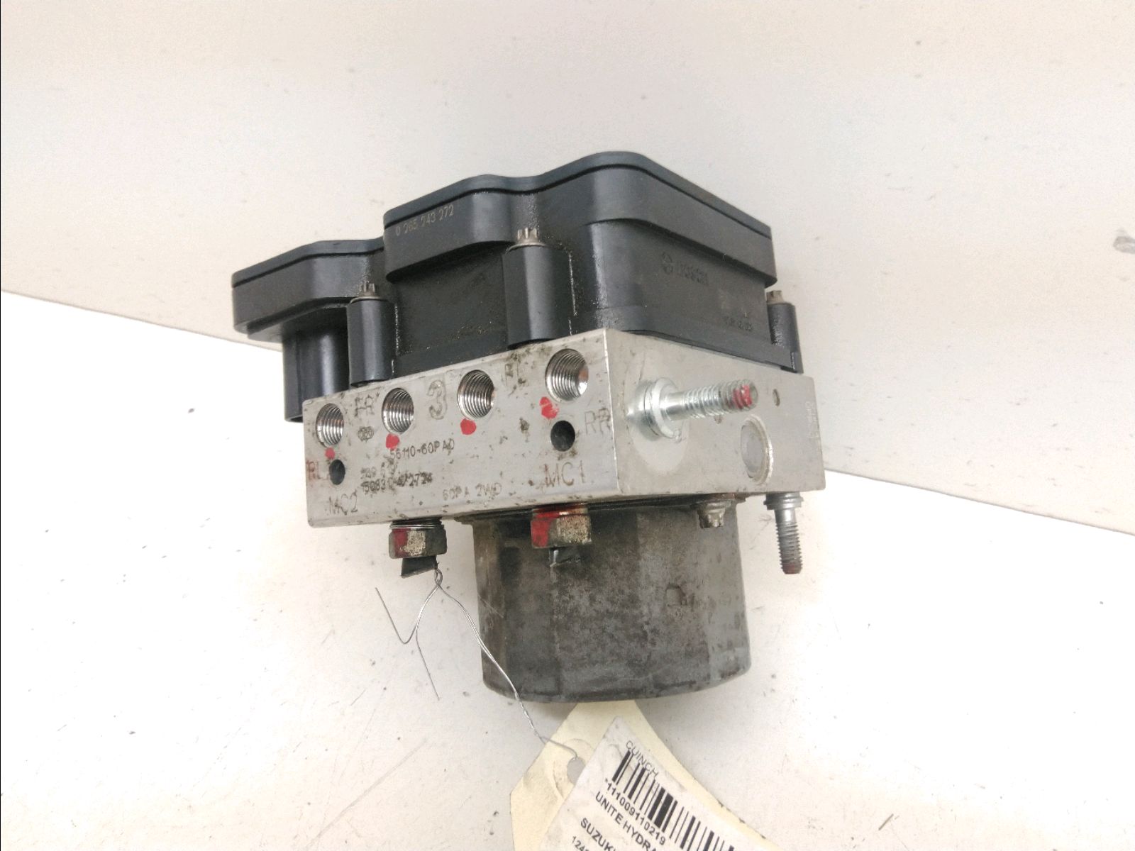 SWIFT with Carbon Hood and Racing Stripes | IDE Autoworks, image size:1600x1200