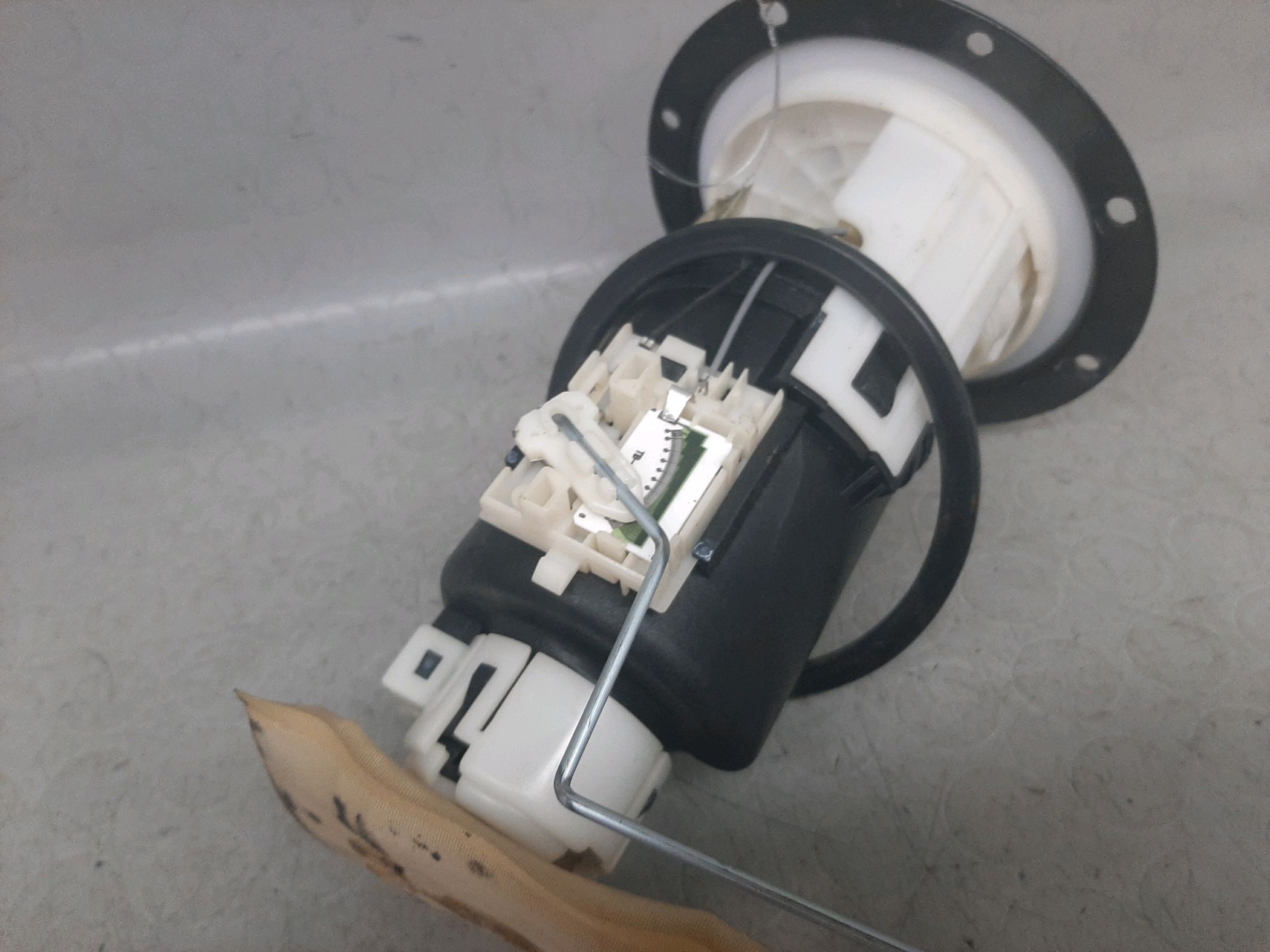 Fuel pump HYUNDAI GETZ (TB) 1.1 9013675 BParts