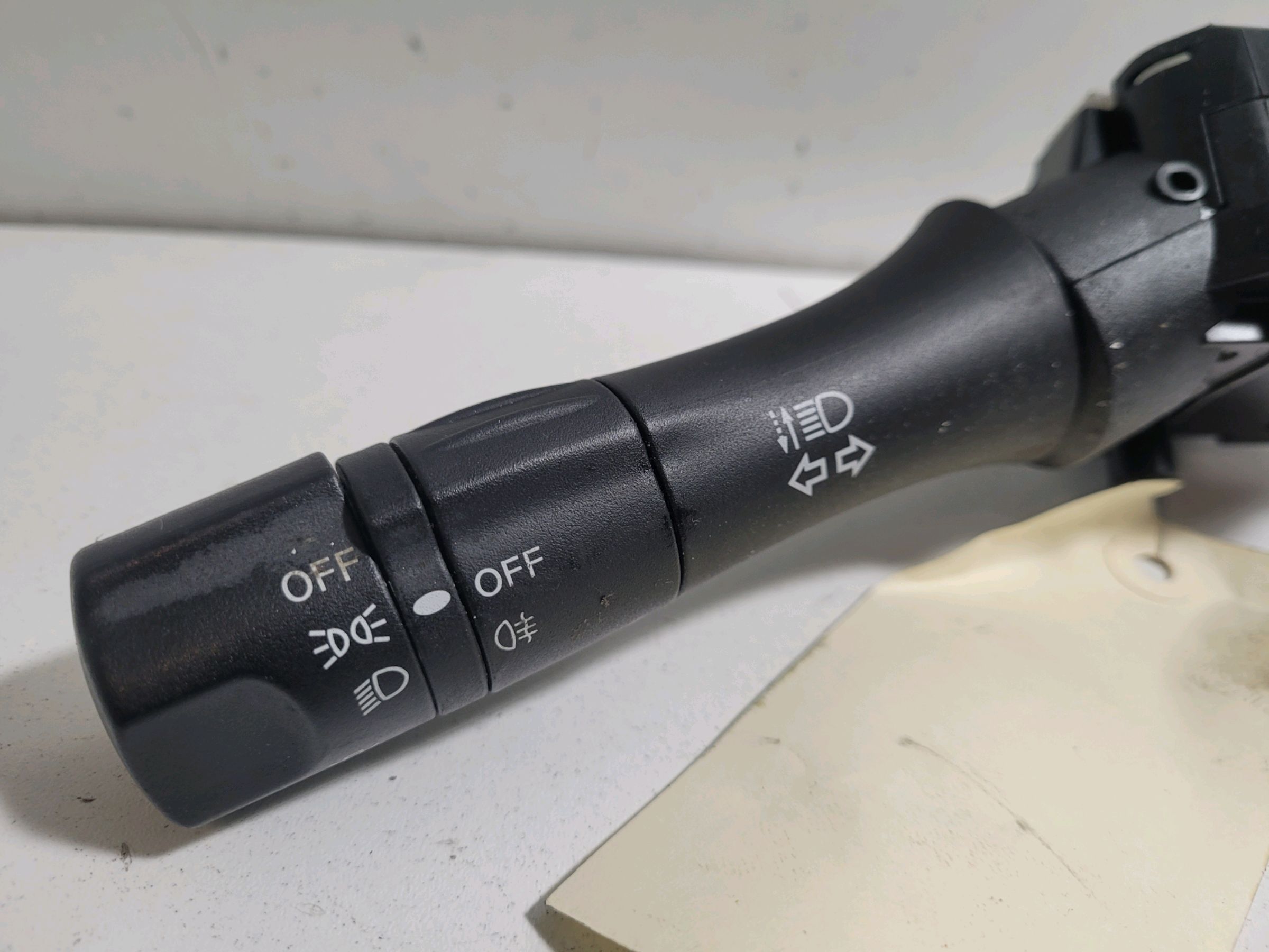 Switch NISSAN JUKE (F15) 1.5 dCi 9416255 BParts