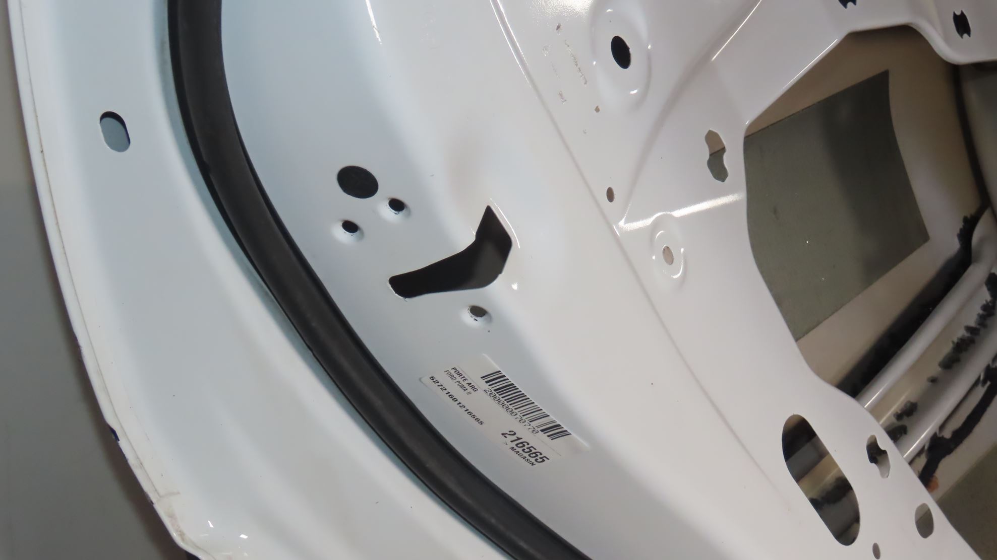 Left rear door FORD PUMA (J2K, CF7) 1.0 Flexifuel 31984391 | B-Parts
