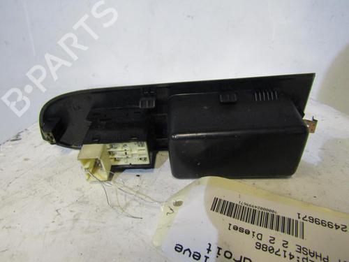 Used Right front window switch Right front window switch HYUNDAI TRAJET (FO) 2.0 CRDi (113 hp) 25090460 25090460