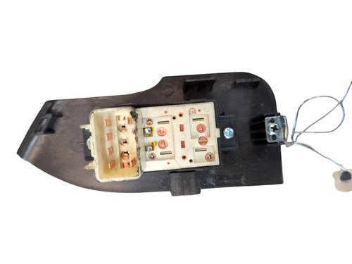 Højre bagtil elrude kontakt CHEVROLET CAPTIVA (C100, C140) 2.2 D 4WD (184 hp) 28130619