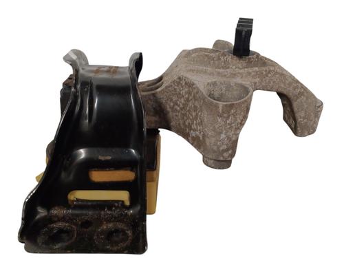 Used Engine mount Engine mount DACIA SANDERO II 1.5 dCi (90 hp) 33741830 33741830