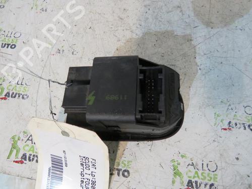 Used Left front window switch Left front window switch FIAT SCUDO Van (220_) 1.9 D (69 hp) 25114903 25114903