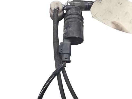 Used Washer pump Washer pump PEUGEOT 3008 I MPV (0U_) [2009-2017] 25075760 25075760