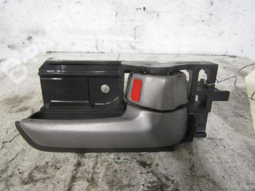 Used Front right interior door handle Front right interior door handle SUZUKI SWIFT III (MZ, EZ) 1.3 (RS413, ZC11S) (92 hp) 10592479 10592479