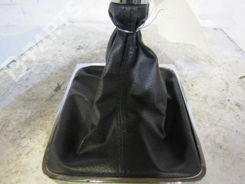 manual-gearbox-selector-vw-passat-b6-variant-3c5-19-tdi-3c0711113htju-2005-2006-2007-2008-2009-2010-2011-10595722 main image