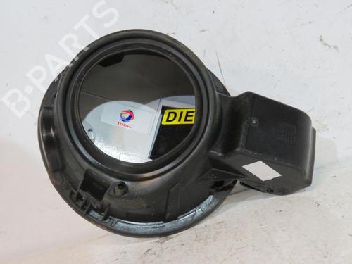Fuel flap PEUGEOT 208 I (CA_, CC_) 1.6 HDi / BlueHDi 75 | BP25112653C131 