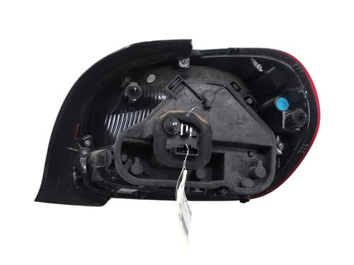 Used Left taillight CITROËN C3 III (SX) 1.2 THP 110 (SXHNPS, SXHNZT, SXHNZ6) (110 hp) 30080477