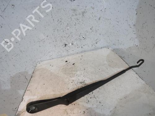 Used Front windshield wiper arm JEEP GRAND CHEROKEE II (WJ, WG) 3.1 TD 4x4 (140 hp) 25108806