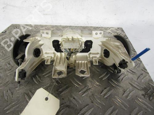 Used Climate control Climate control TOYOTA AYGO (_B1_) 1.4 D-4D (WNB10_, WNB10R) (54 hp) 25069700 25069700