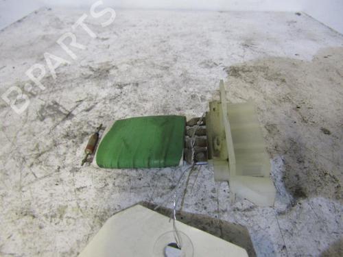 Used Heater resistor DACIA LOGAN MCV (KS_) 1.5 dCi (KS0W) (86 hp) 25064126